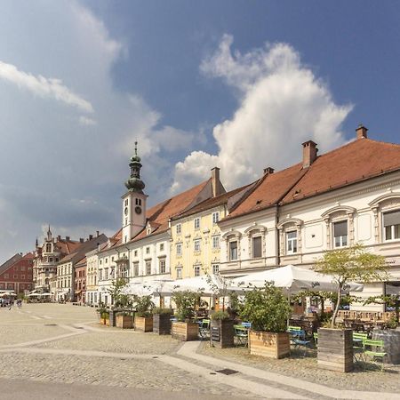 Amazing Apartment In Downtown Maribor Exterior photo